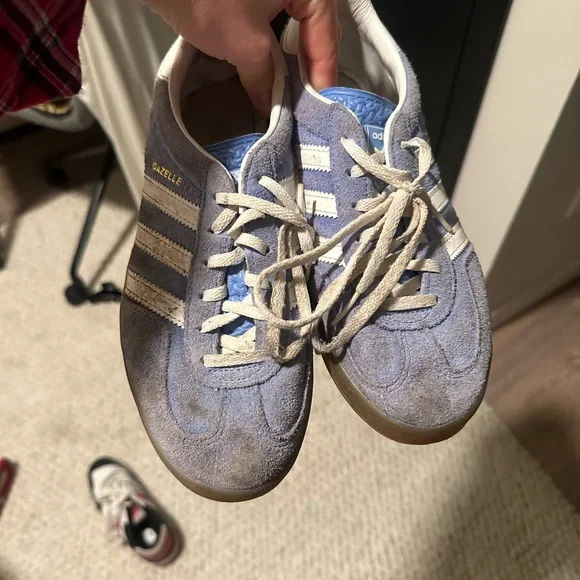 Adidas Suede Blue and White Trainers - Picture 2 of 6